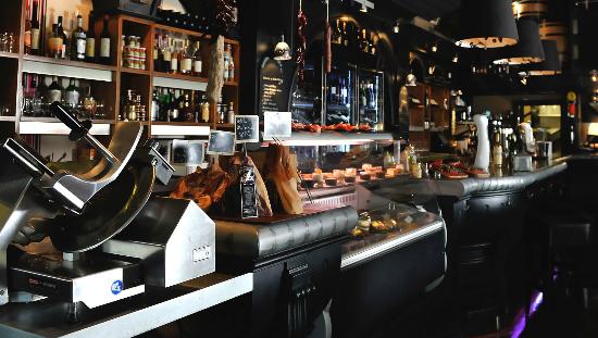 AU BOUCHON BASQUE