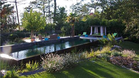 Exceptional villa in front of 