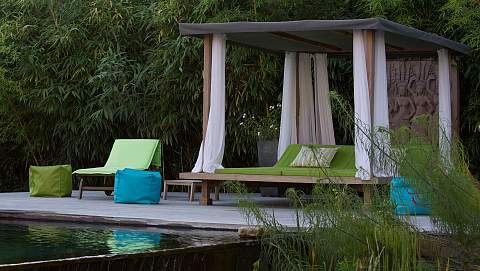 Exceptional villa in front of 