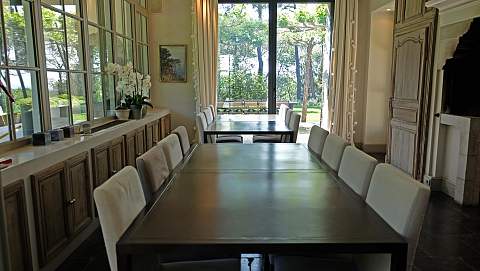 Rare propriété à proximité des plages - DISPONIBLE SUR DEMANDE