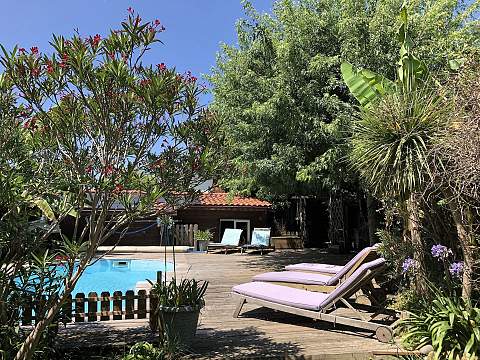 VENDU - Maison avec Piscine et dépendances - Anglet-Bassussary