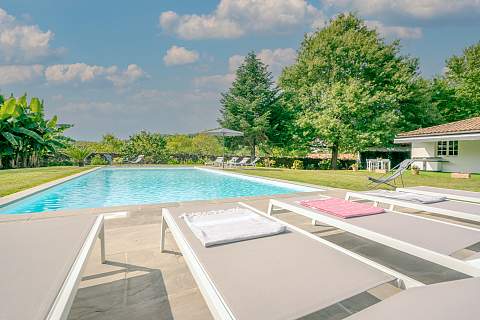 Maison noble historique du début du 16ème siècle renovée