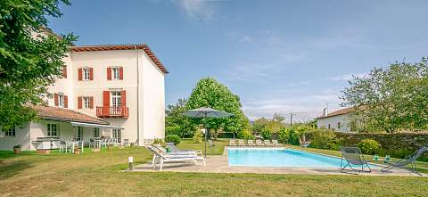 Maison noble historique du début du 16ème siècle renovée