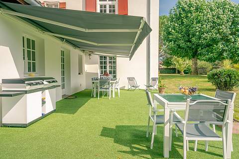 Maison noble historique du début du 16ème siècle renovée