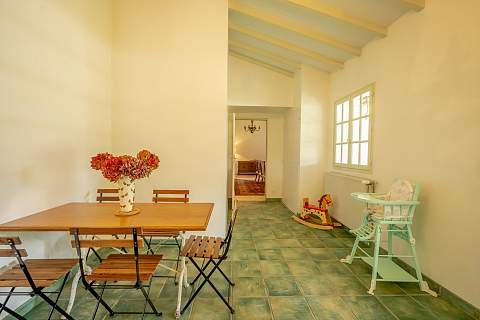 Maison noble historique du début du 16ème siècle renovée