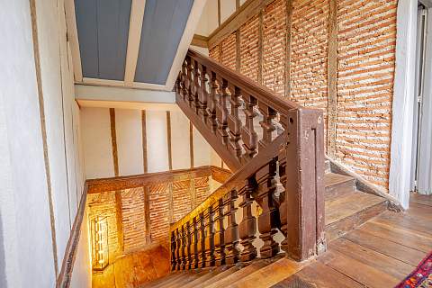 Maison noble historique du début du 16ème siècle renovée