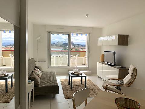 VENDU - Biarritz  - Studio vue Mer et Montagne Garage