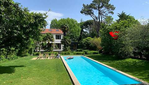 QUARTIER DU PARC D’HIVER, SUPERBE MAISON ENTIEREMENT RENOVEE