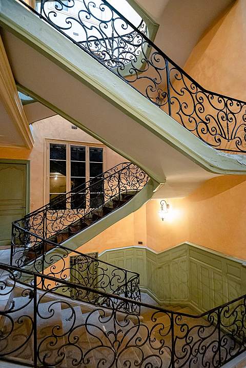 BAYONNE HYPER CENTRE - APPT DE TYPE T2 BIS