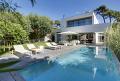 Villa d’architecte avec piscine proche des plages