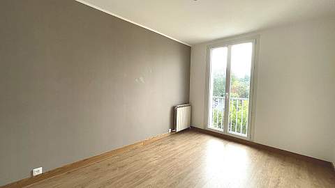 VENDU - ANGLET ST JEAN - APPT T3 ENTIEREMENT RENOVE
