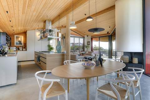 Villa d’architecte à Bidart – vue mer, design et élégance basque