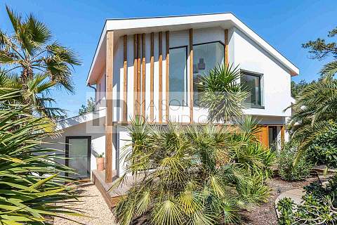 Villa contemporaine à 2 pas de la plage de la Gravière