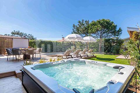 Villa contemporaine à 2 pas de la plage de la Gravière