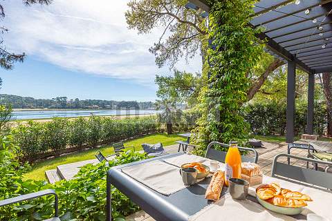 Villa au bord du lac d’Hossegor