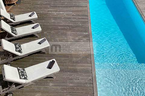 Villa contemporaine climatisée et sa piscine chauffée, au calme !