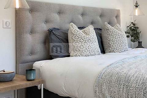 Villa contemporaine climatisée et sa piscine chauffée, au calme !