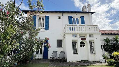 VENDU PAR L'AGENCE - Côte des Basques - Maison de ville avec Garage