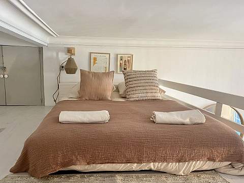 Charmant studio avec mezzanine - Quartier St Charles