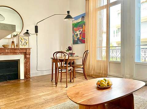 Charmant studio avec mezzanine - Quartier St Charles