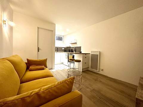 Souplex meublé avec stationnement  quartier Saint Charles  Biarritz