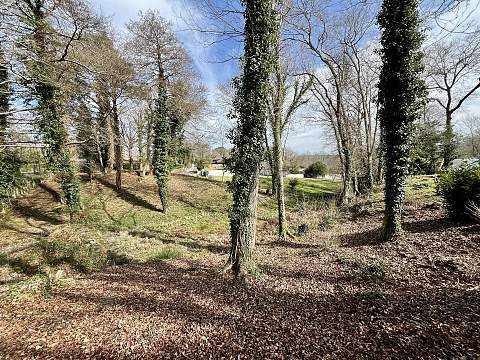 Terrain à bâtir à seulement 10 mn de la plage