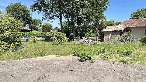 Terrain viabilisé au calme proche de tous commerces