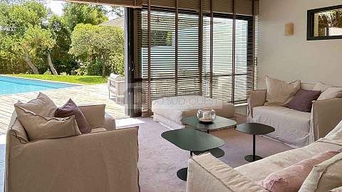 Somptueuse villa contemporaine entre lac et océan