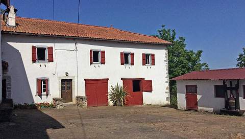 LOHITZUN-OYHERCQ  -   FERME