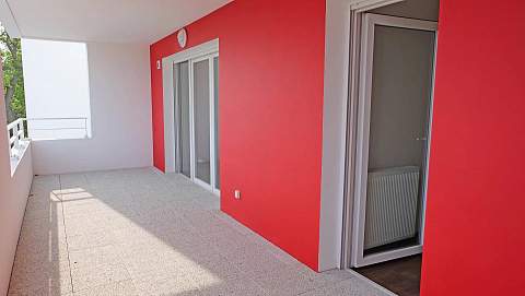 ANGLET - T2 APPT AVEC TERRASSE & PARKING