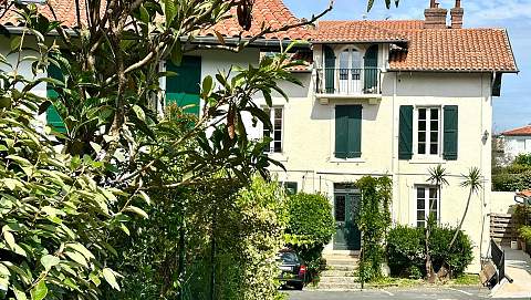 BIARRITZ PARC MAZON - APPT T2 BIS AVEC TERRASSE