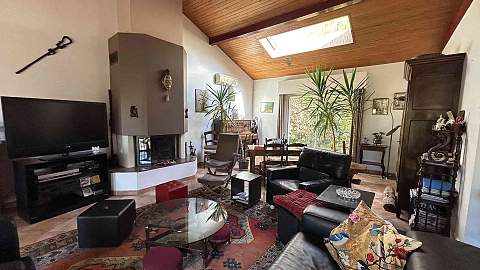 Villa de plain-pied avec séjour cathédrale de 80 m2