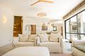 Brand new Designer’s Villa with heated-pool between the lake and the ocean